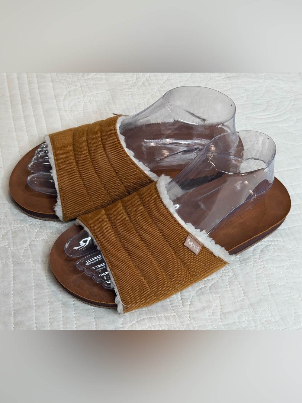 NEW Feelgoodz Quilted Open Toe Slippers Slides Women’s 8 Brown Cinnamon Sandal
